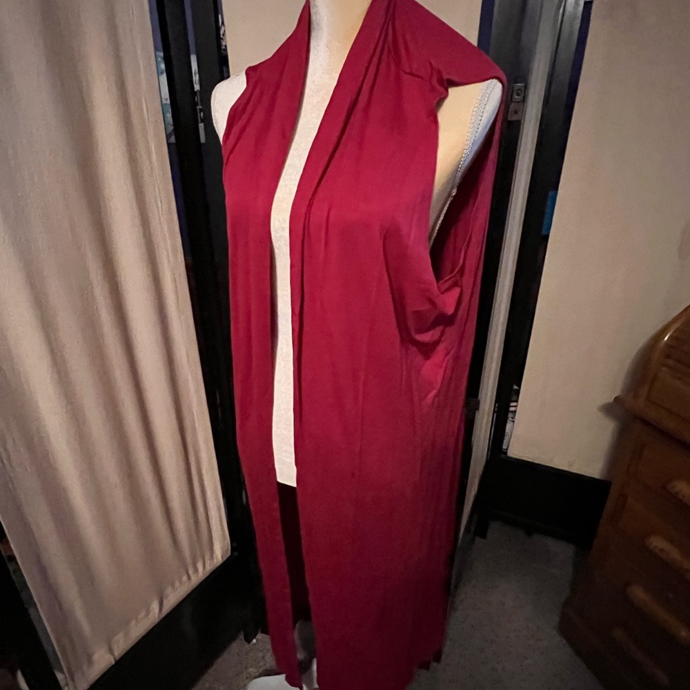 Womens sleeveless cardigan